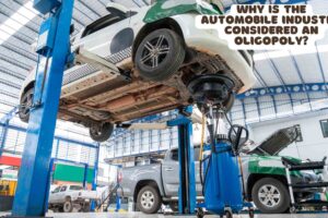 why is the automobile industry considered an oligopoly?